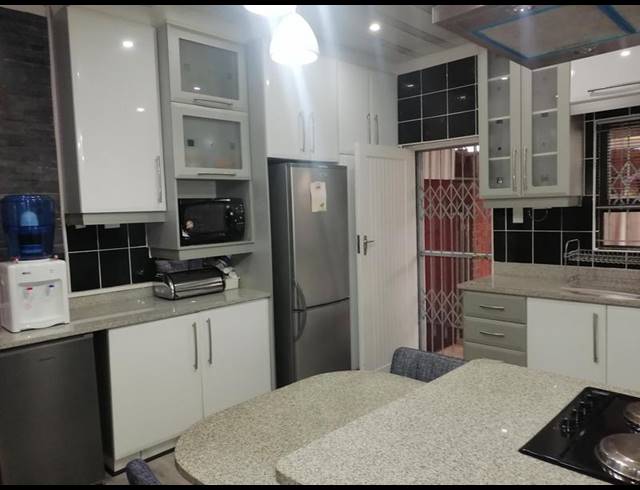 3 BEDROOM HOUSE FOR SALE IN ARBORETUM